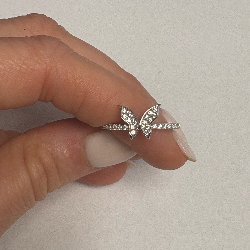 Suzy Levian Sterling Silver Butterfly White Cz Ring Size 7 50$